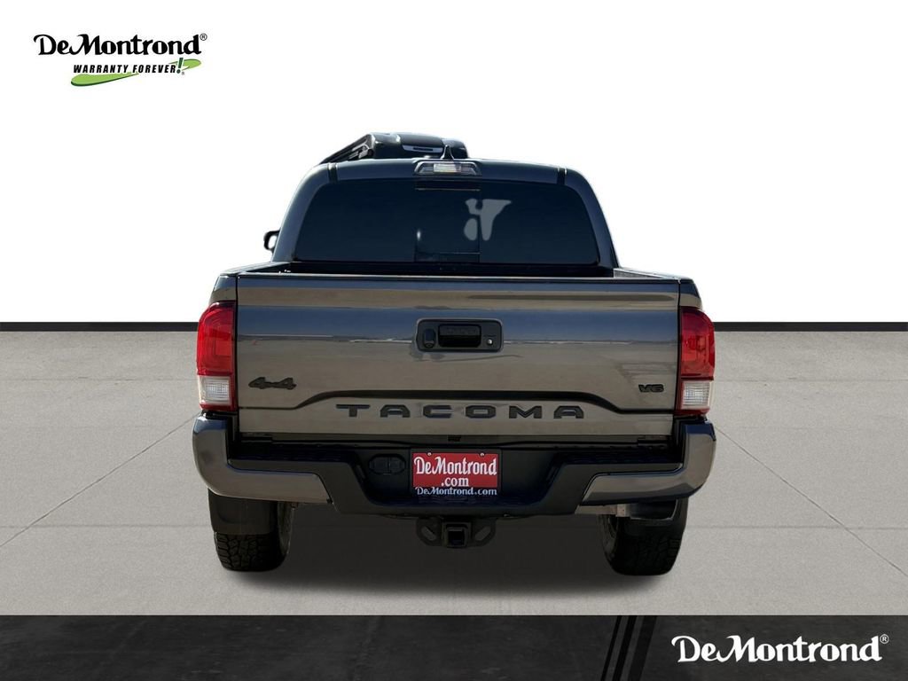 Used 2022 Toyota Tacoma SR5 w/ Technology Package image 6