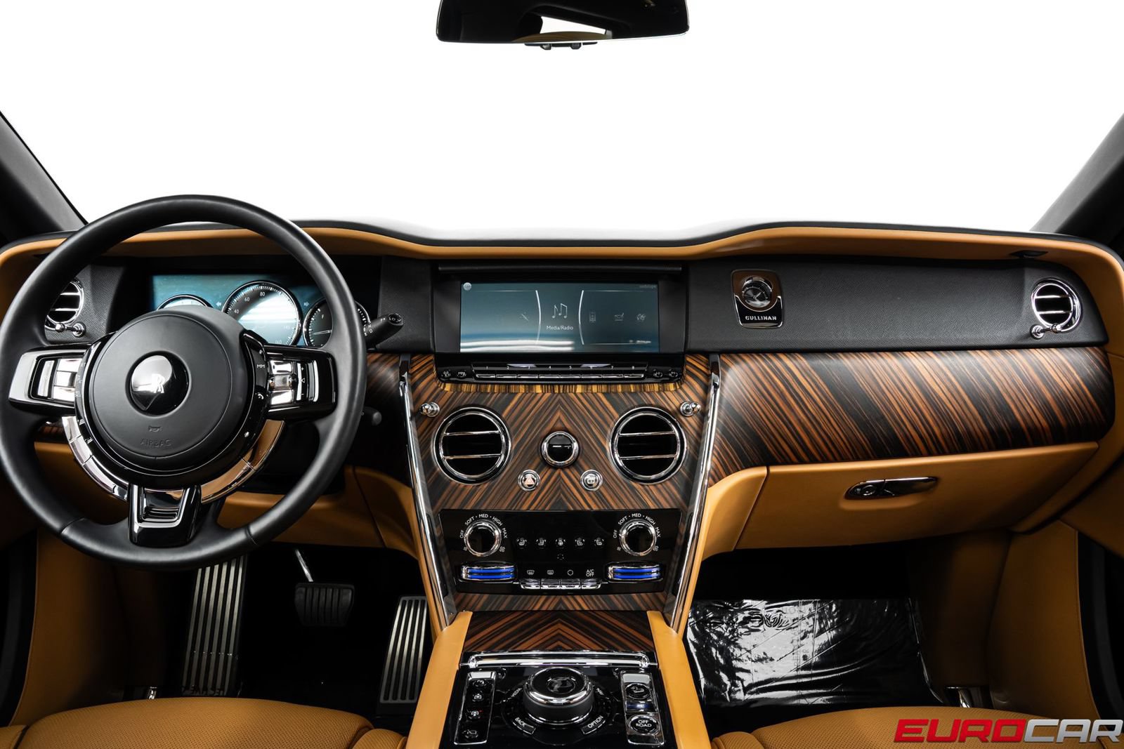 Used 2019 Rolls-Royce Cullinan AWD/4WD image 28