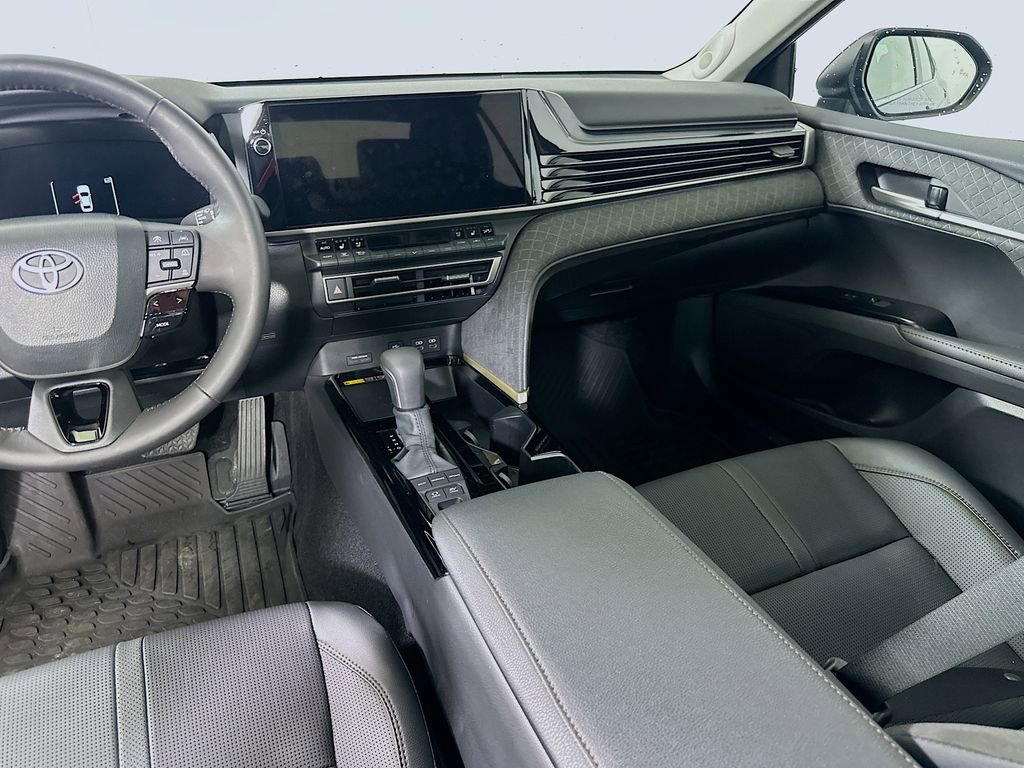 Used 2025 Toyota Camry XLE w/ Premium Package image 19
