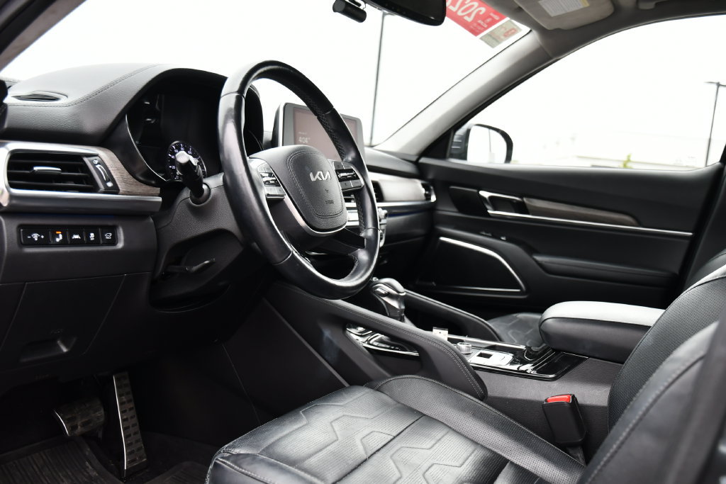 Used 2022 Kia Telluride SX w/ SX Prestige Package AWD/4WD image 16