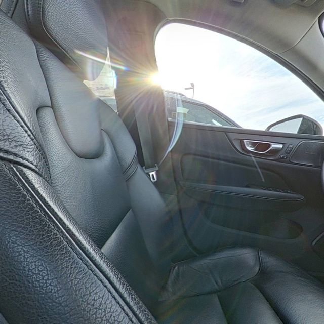 Used 2024 Volvo S60 B5 Plus image 28