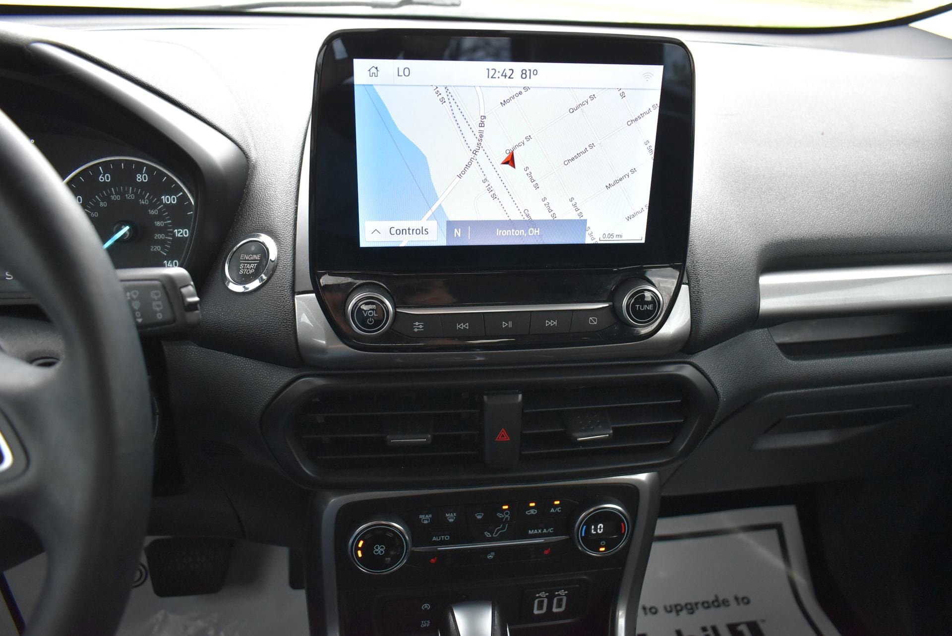 Used 2020 Ford EcoSport SES image 28