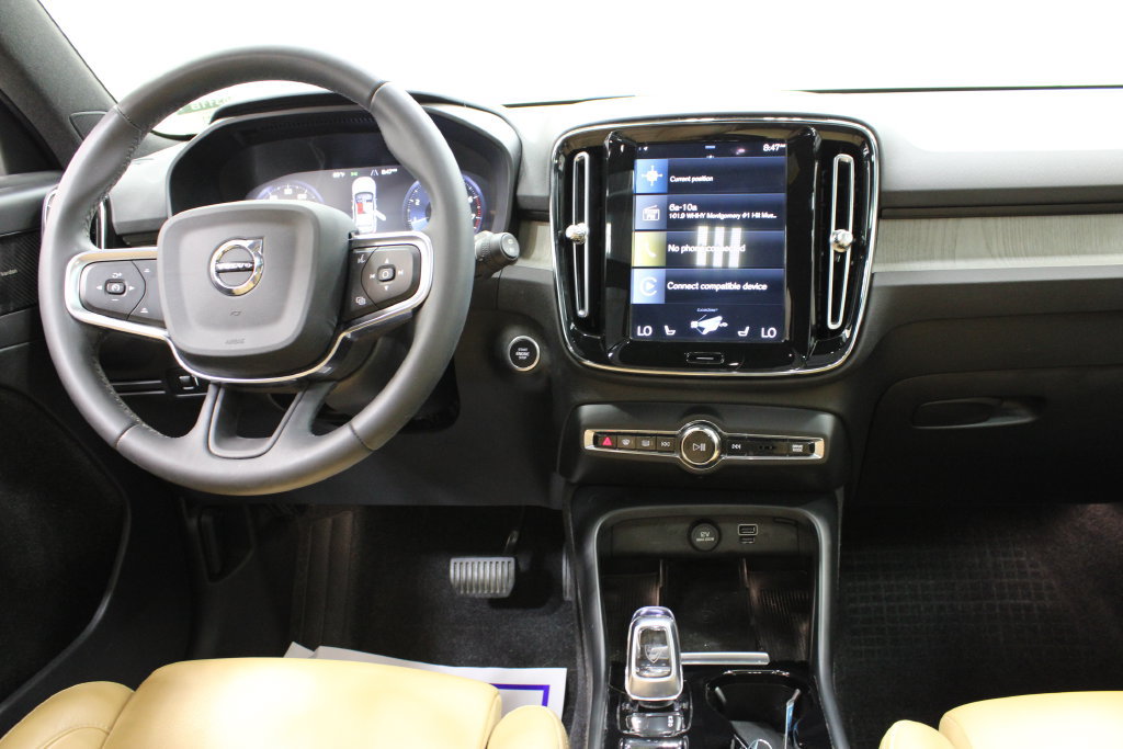 Used 2022 Volvo XC40 T5 Inscription w/ Advanced Package AWD/4WD image 9