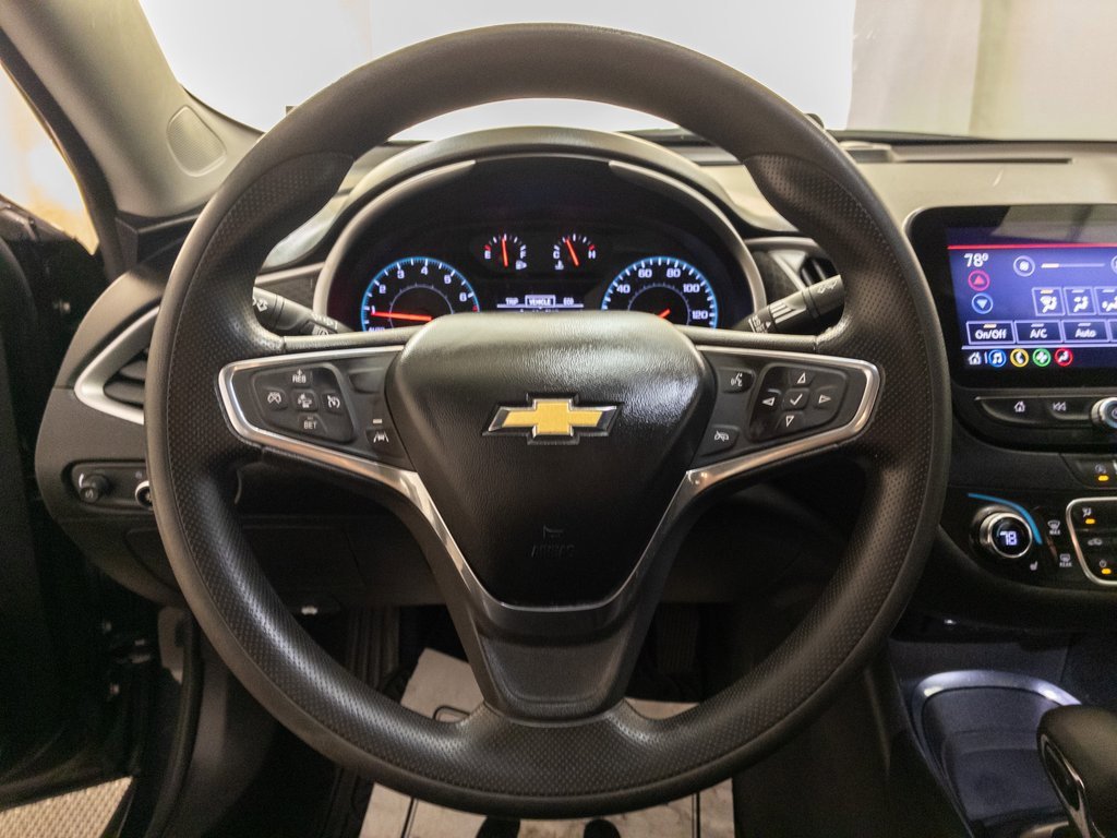 Used 2023 Chevrolet Malibu LT image 12