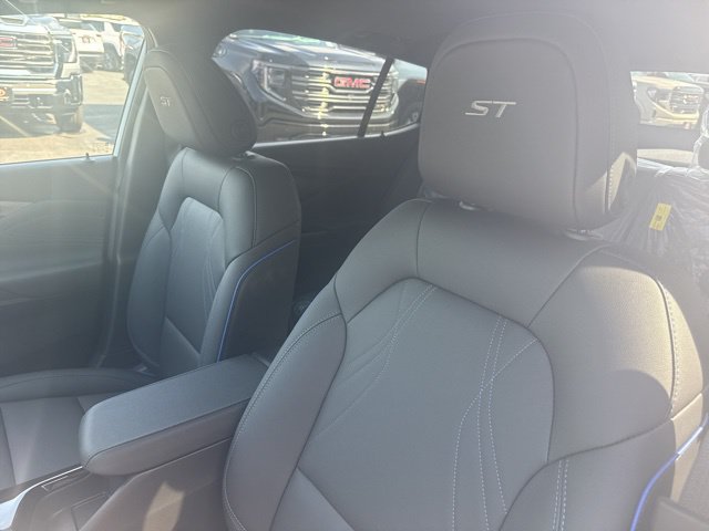 New 2026 Buick Envista Sport Touring w/ Convenience I Package FWD image 12