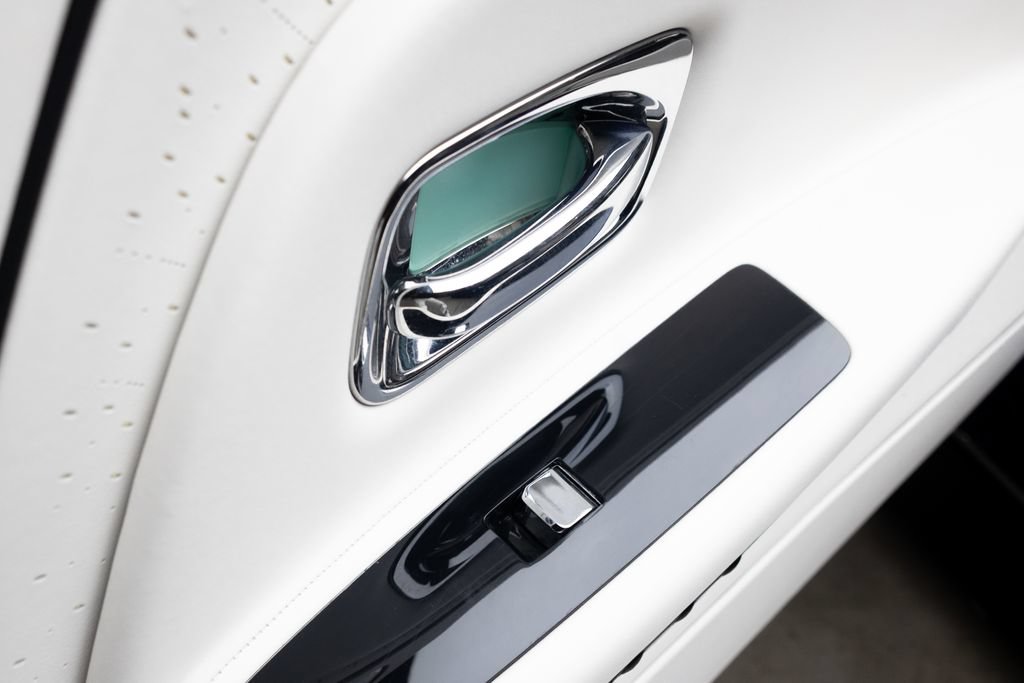 Used 2024 Rolls-Royce Spectre w/ Spectre Launch Package AWD/4WD image 44