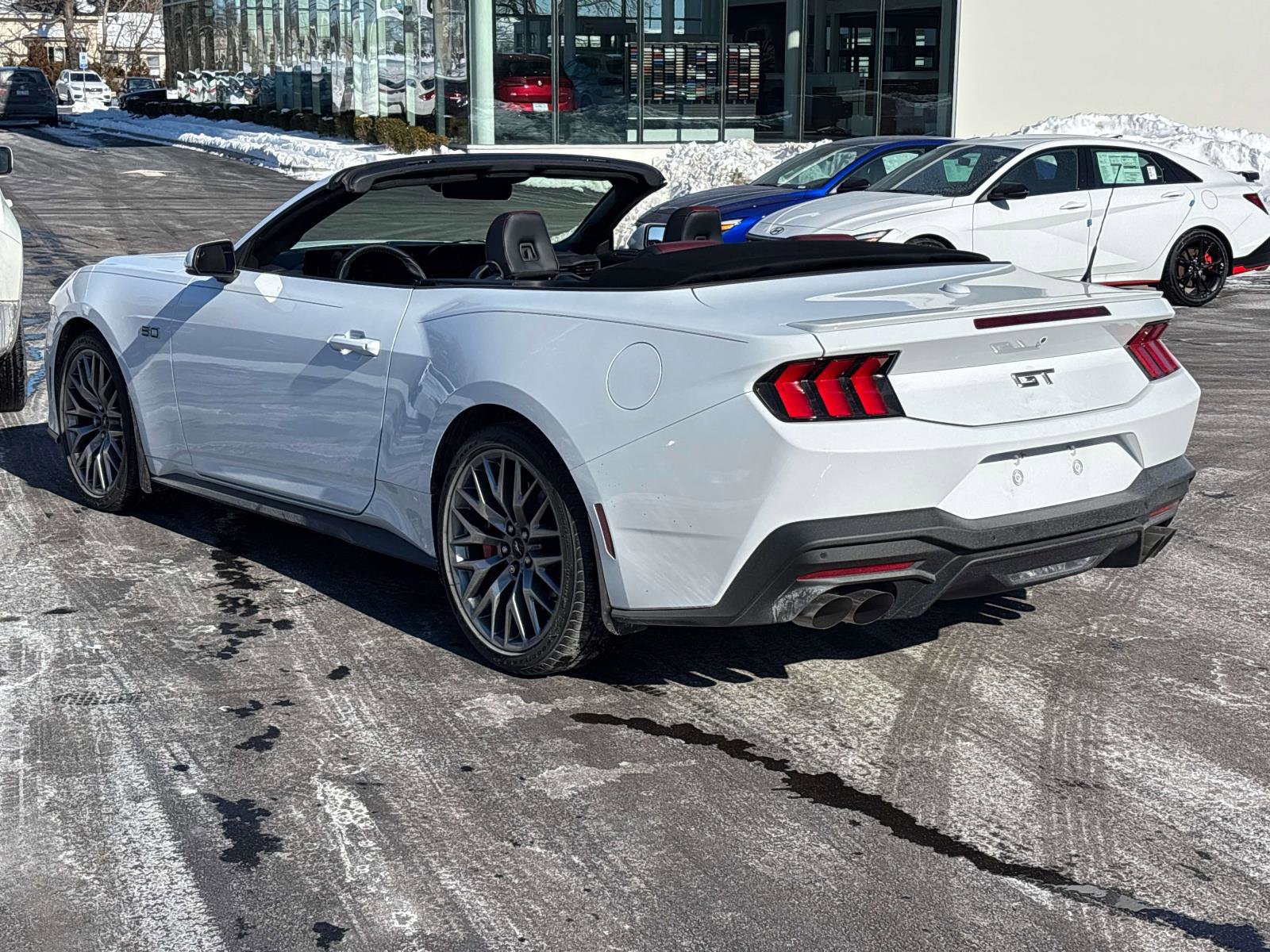 Used 2024 Ford Mustang GT Premium image 3