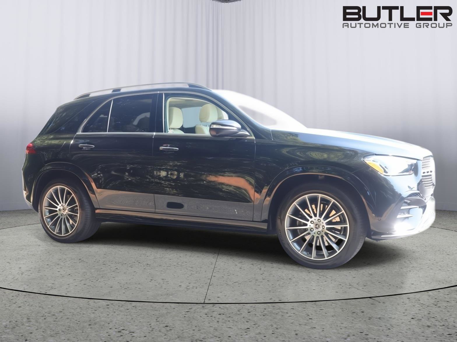 Used 2024 Mercedes-Benz GLE 450 4MATIC image 9