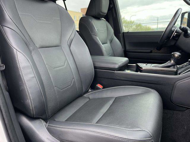 Certified 2024 Lexus GX 550 550 Luxury w/ Accessory Package (Z1) image 29