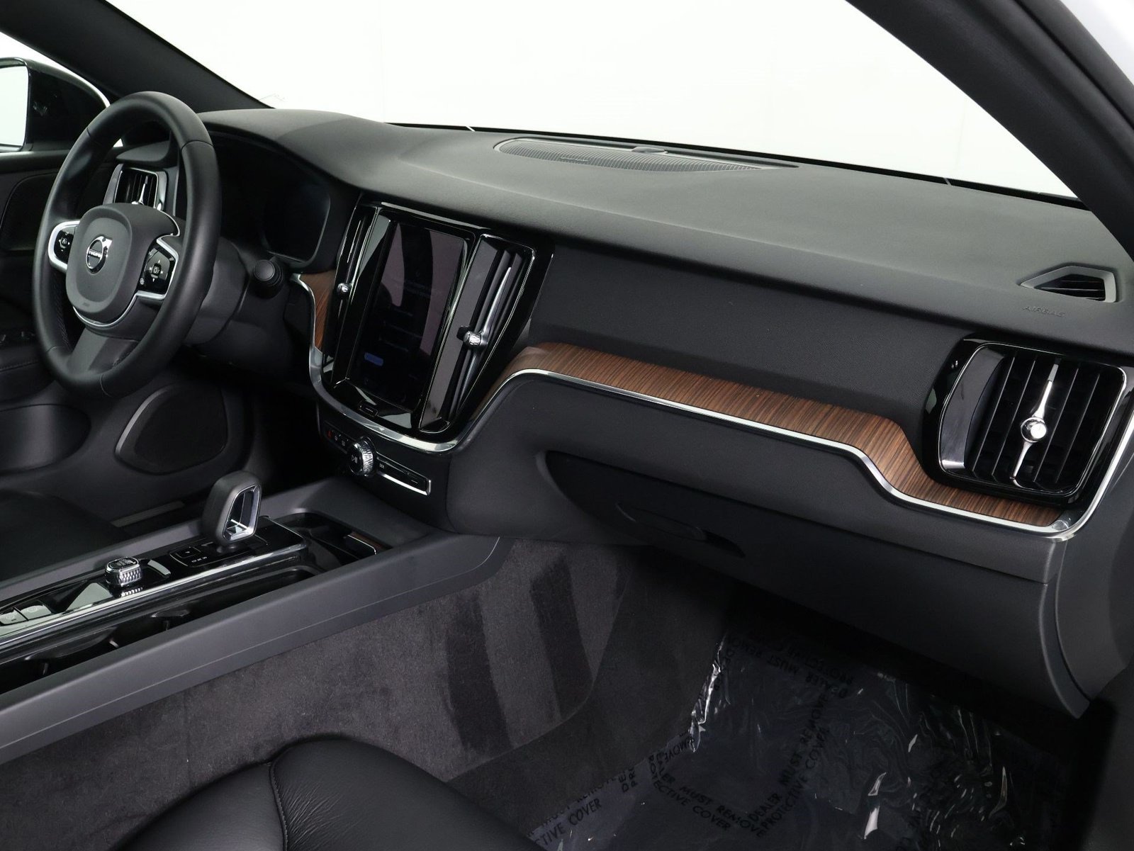 Certified 2023 Volvo S60 B5 Plus w/ Climate Package FWD image 22
