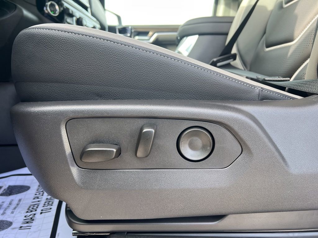 New 2025 Chevrolet Silverado 1500 RST w/ Convenience Package II image 10