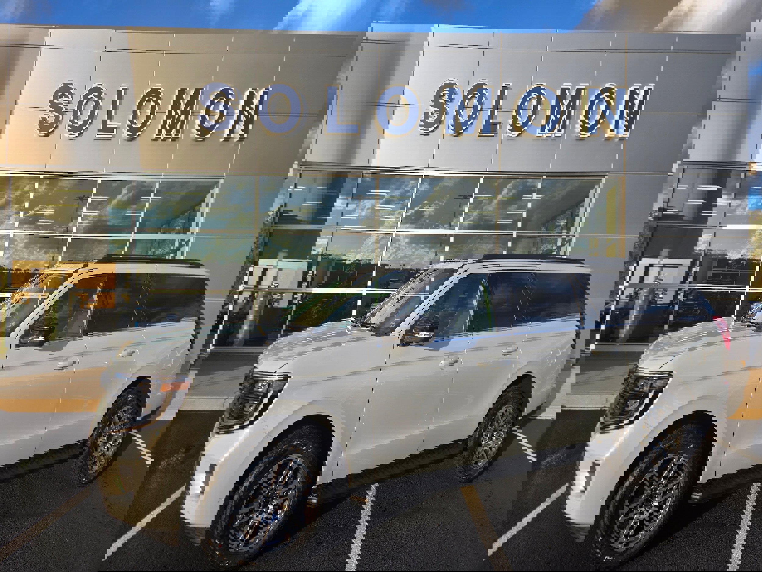 New 2025 Ford Expedition Max Active image 1
