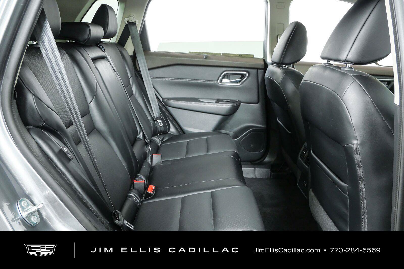 Used 2021 Nissan Rogue SV w/ Premium Package FWD image 24