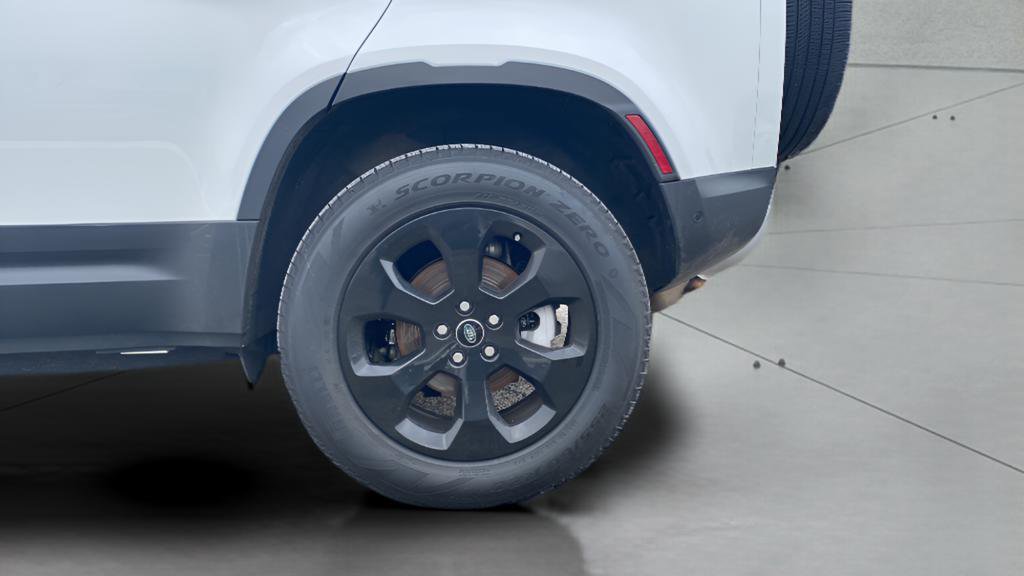 Used 2022 Land Rover Defender 110 S image 17