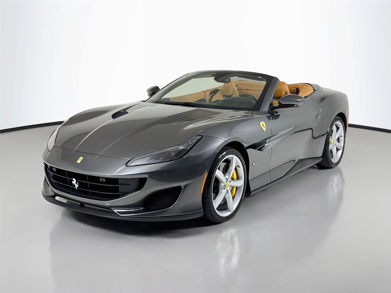 Used 2019 Ferrari Portofino RWD image 10