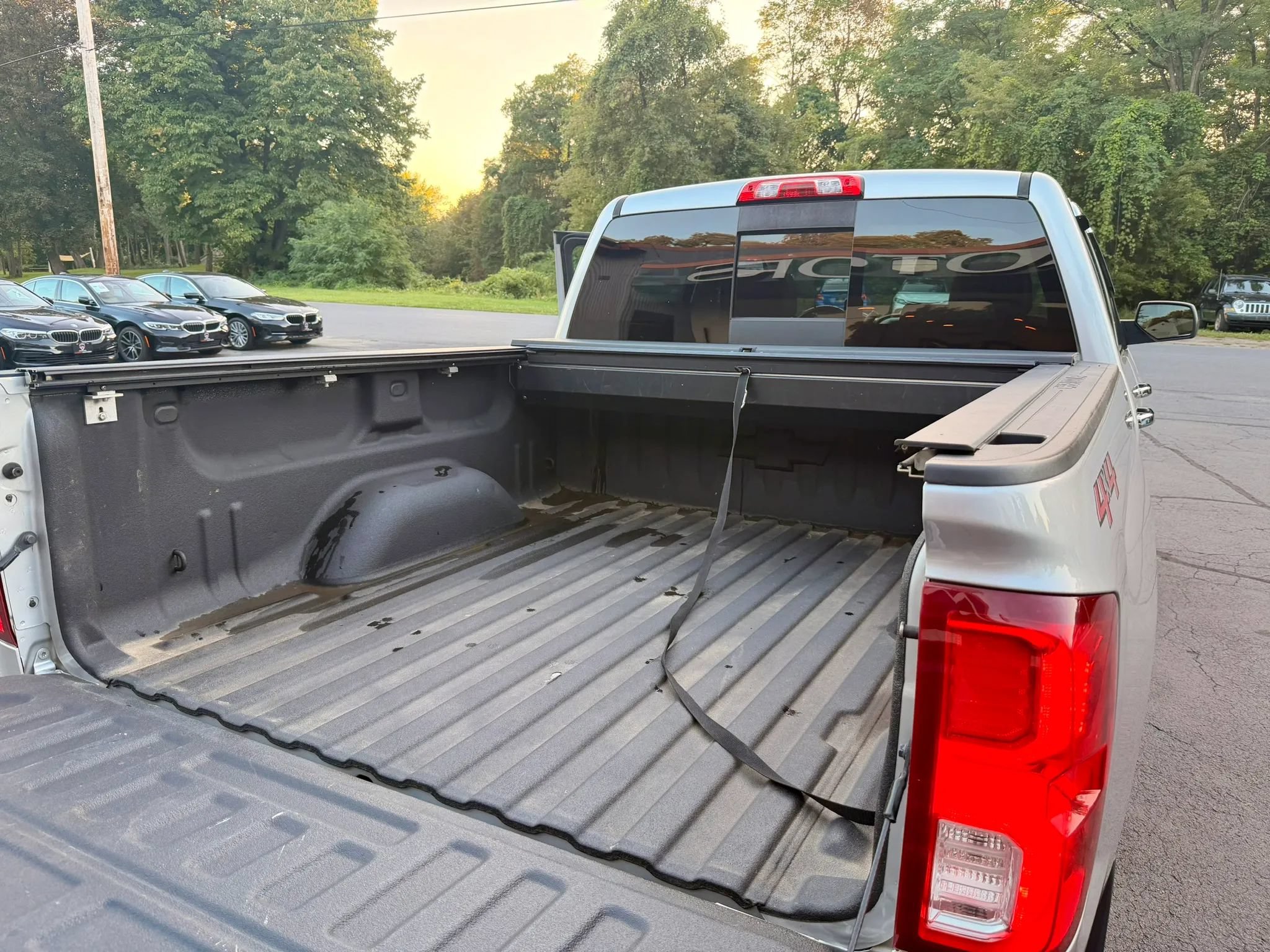 Used 2018 Chevrolet Silverado 1500 LTZ w/ Sport Package AWD/4WD image 33