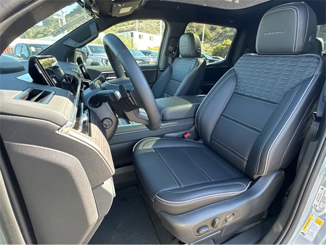New 2025 GMC Sierra EV Denali image 8