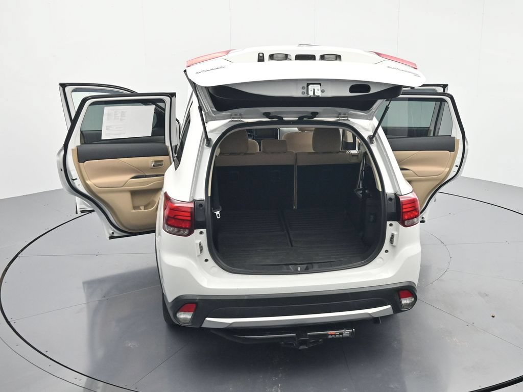 Used 2018 Mitsubishi Outlander SE FWD image 45