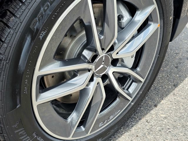 New 2026 Mercedes-Benz GLA 35 AMG 4MATIC image 6
