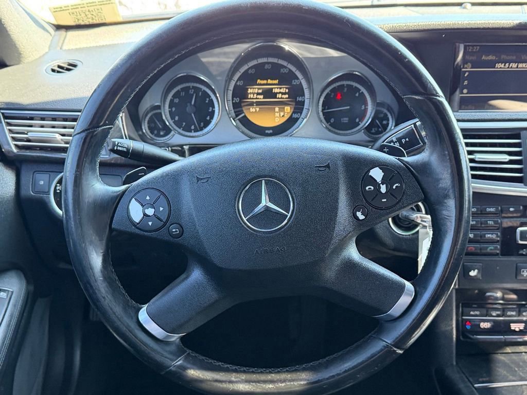 Used 2011 Mercedes-Benz E 350 BlueTEC Sedan image 14
