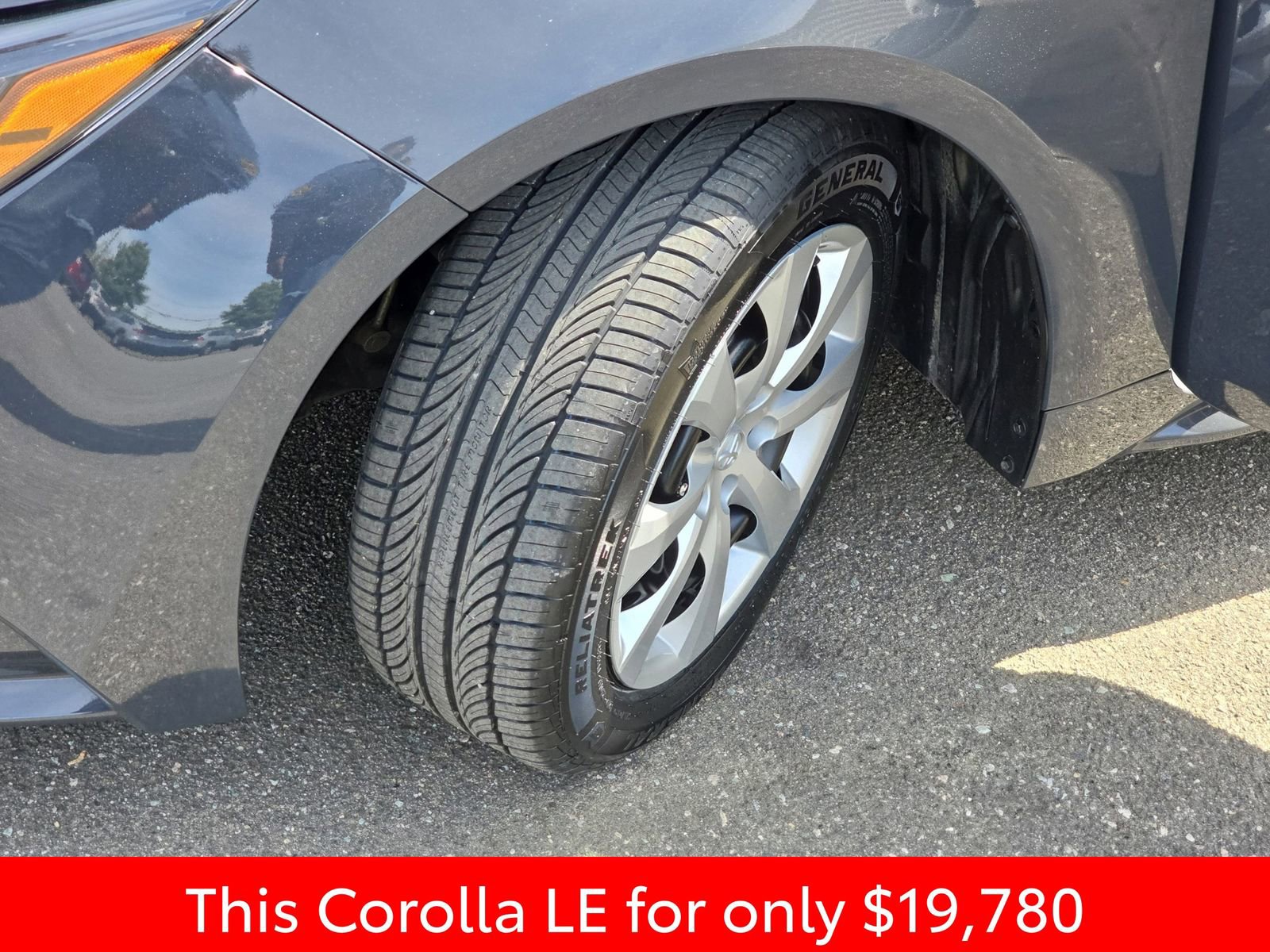 Used 2024 Toyota Corolla LE FWD image 36