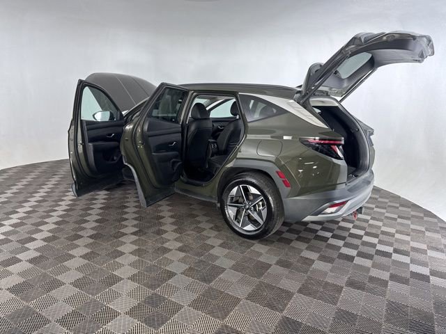 Used 2025 Hyundai Tucson SEL FWD image 18