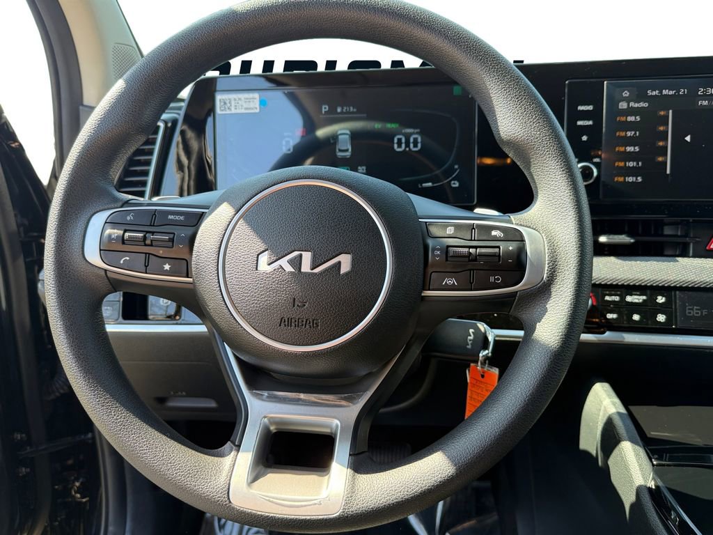 Used 2025 Kia Sportage LX image 14