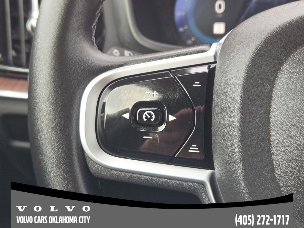Certified 2025 Volvo V60 B5 Cross Country Plus image 27