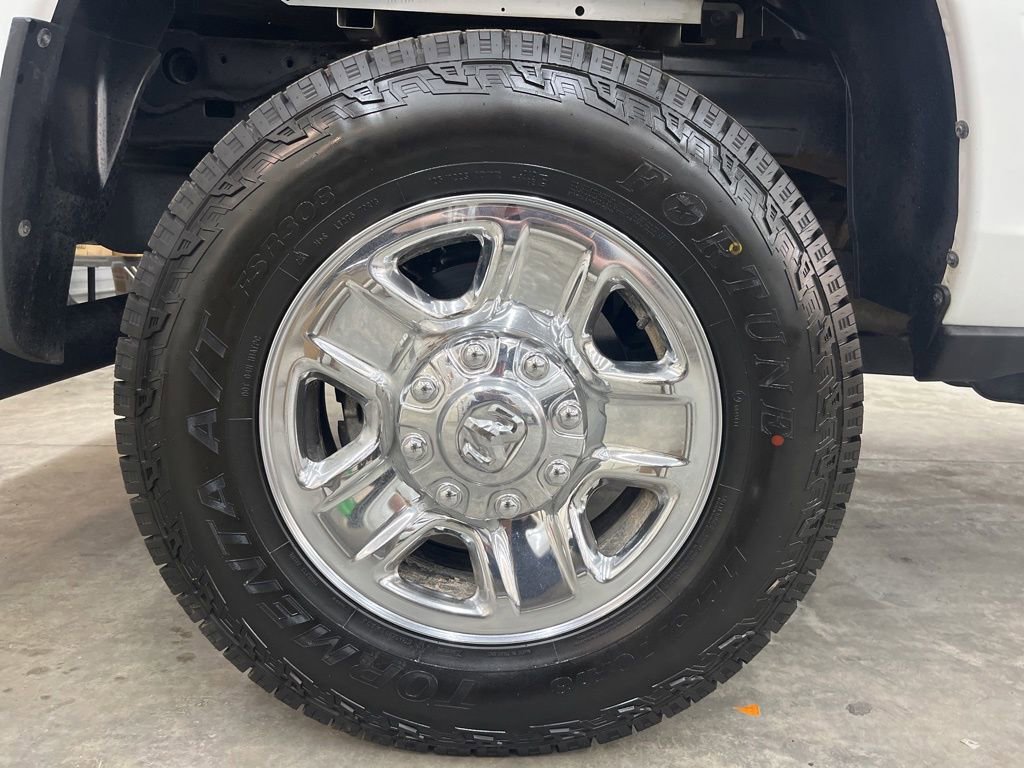 Used 2022 RAM 2500 Tradesman w/ Chrome Appearance Group image 13