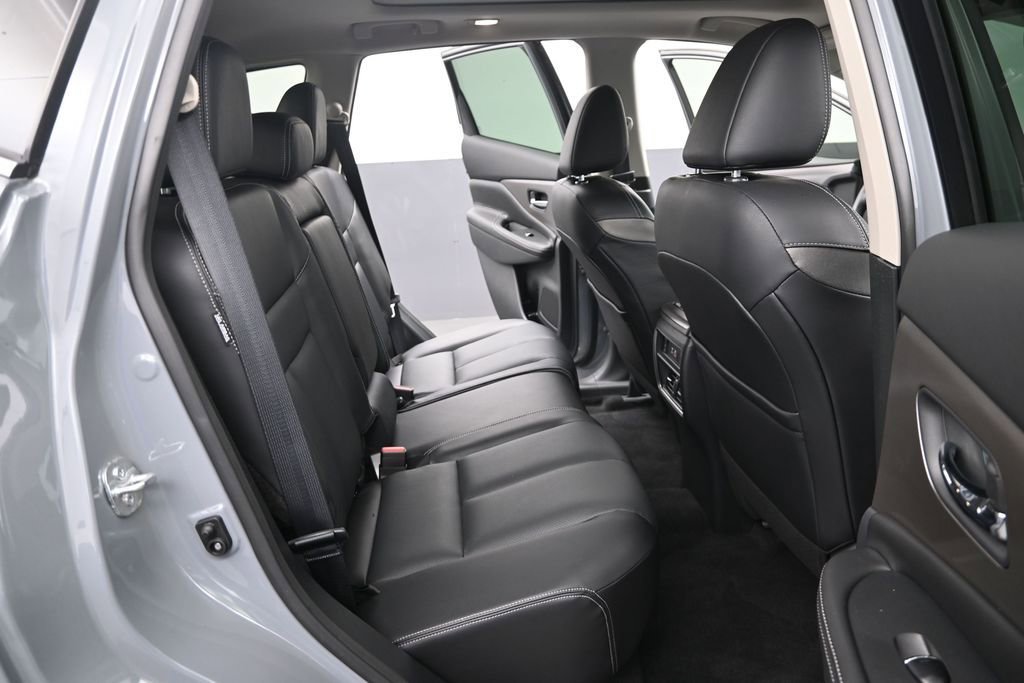 Used 2024 Nissan Murano SL FWD image 28