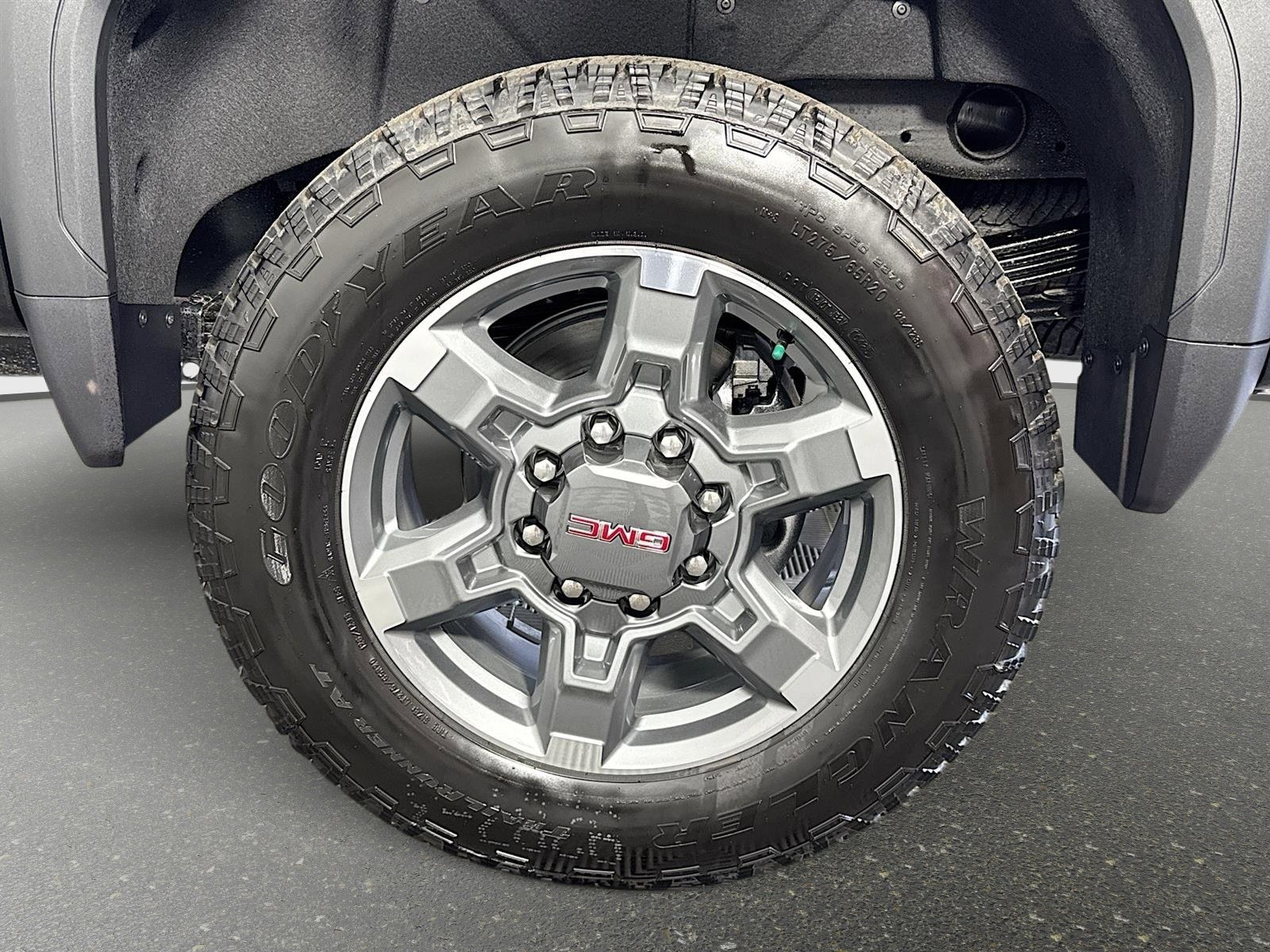 Certified 2025 GMC Sierra 2500 SLT w/ SLT Premium Package image 31