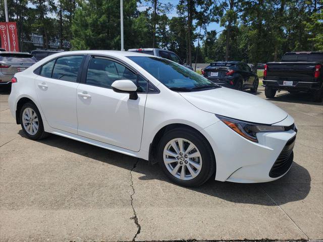 Certified 2026 Toyota Corolla LE w/ LE Premium Package FWD image 9