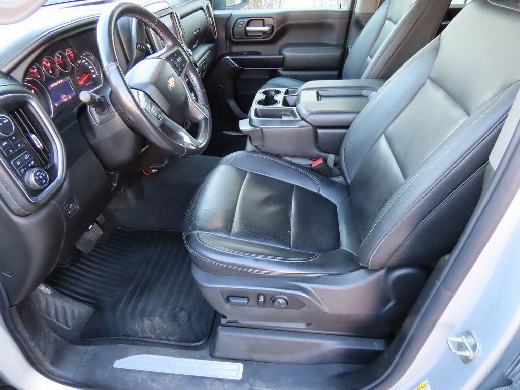 Used 2022 Chevrolet Silverado 2500 LTZ image 39