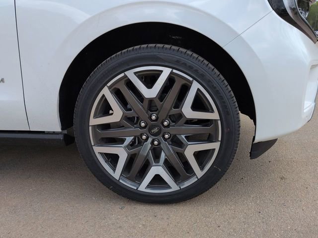 New 2026 Ford Expedition Platinum image 10