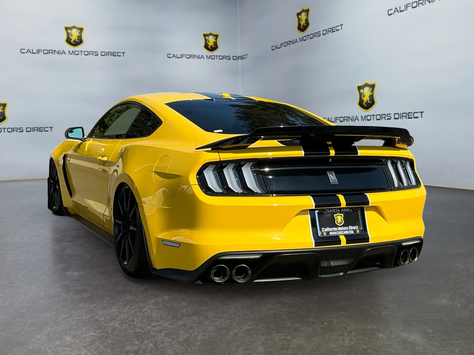 Used 2017 Ford Mustang Shelby GT350 image 7