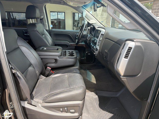 Used 2018 GMC Sierra 2500 SLT w/ Duramax Plus Package AWD/4WD image 25