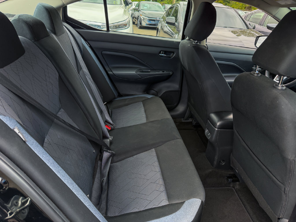 Used 2024 Nissan Versa SV FWD image 14