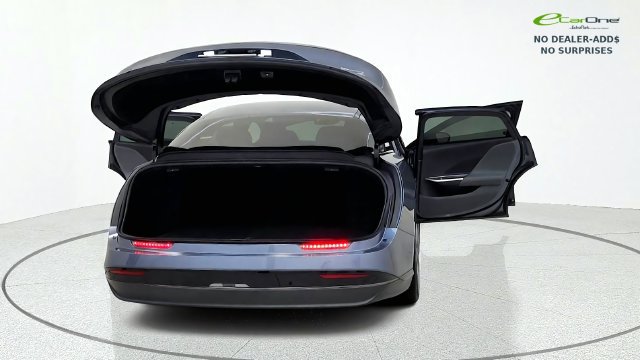 Used 2025 Lucid Air Pure RWD image 17