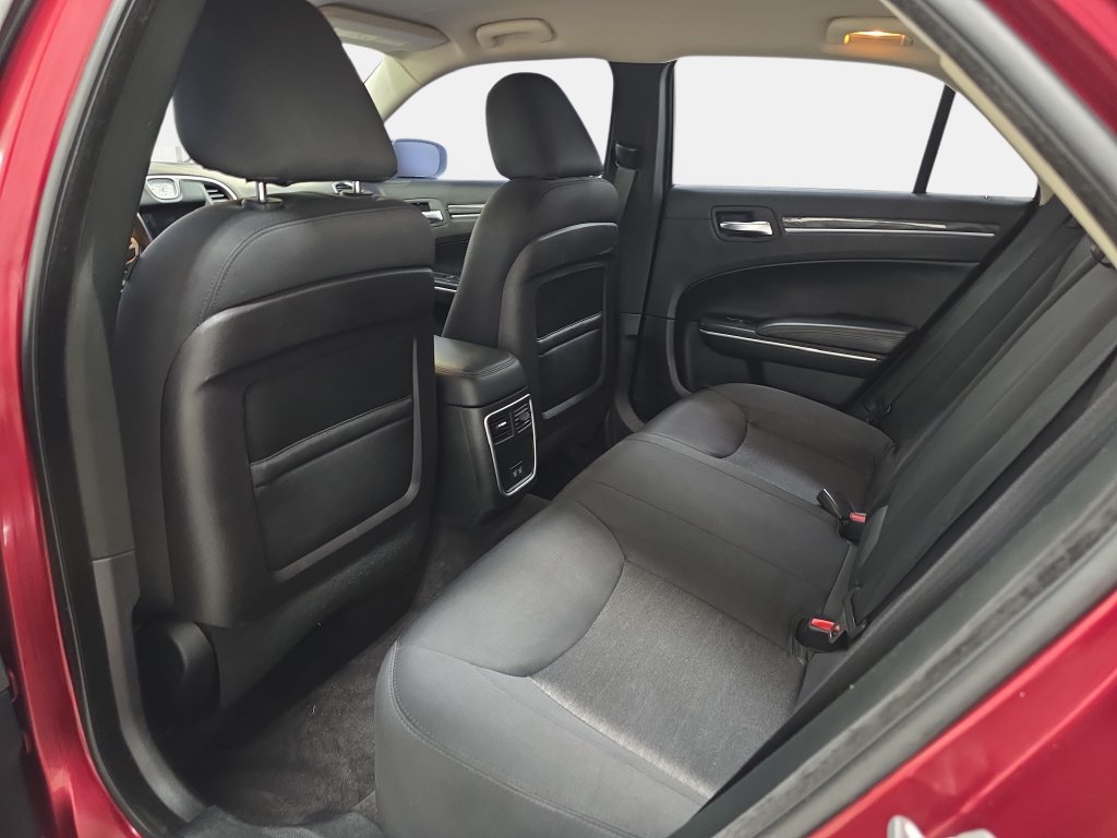 Used 2018 Chrysler 300 Touring w/ Sport Appearance Package RWD image 12