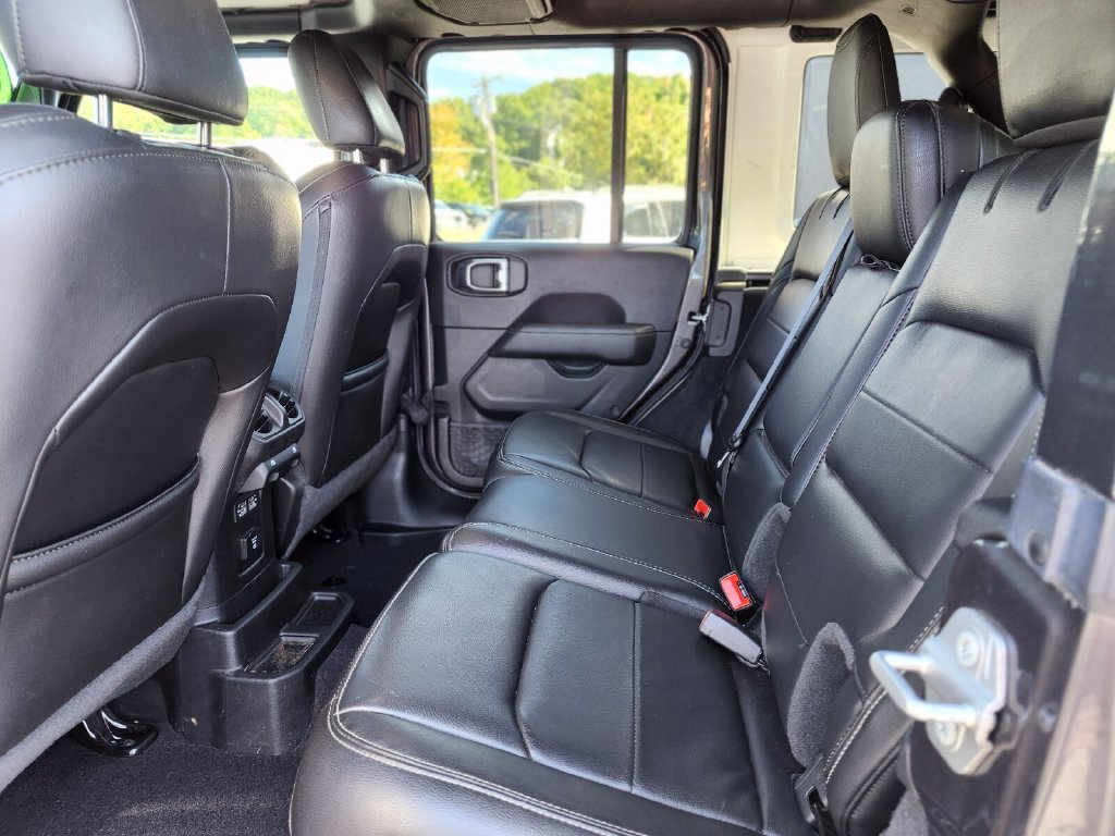 Used 2021 Jeep Wrangler Unlimited Sahara AWD/4WD image 16