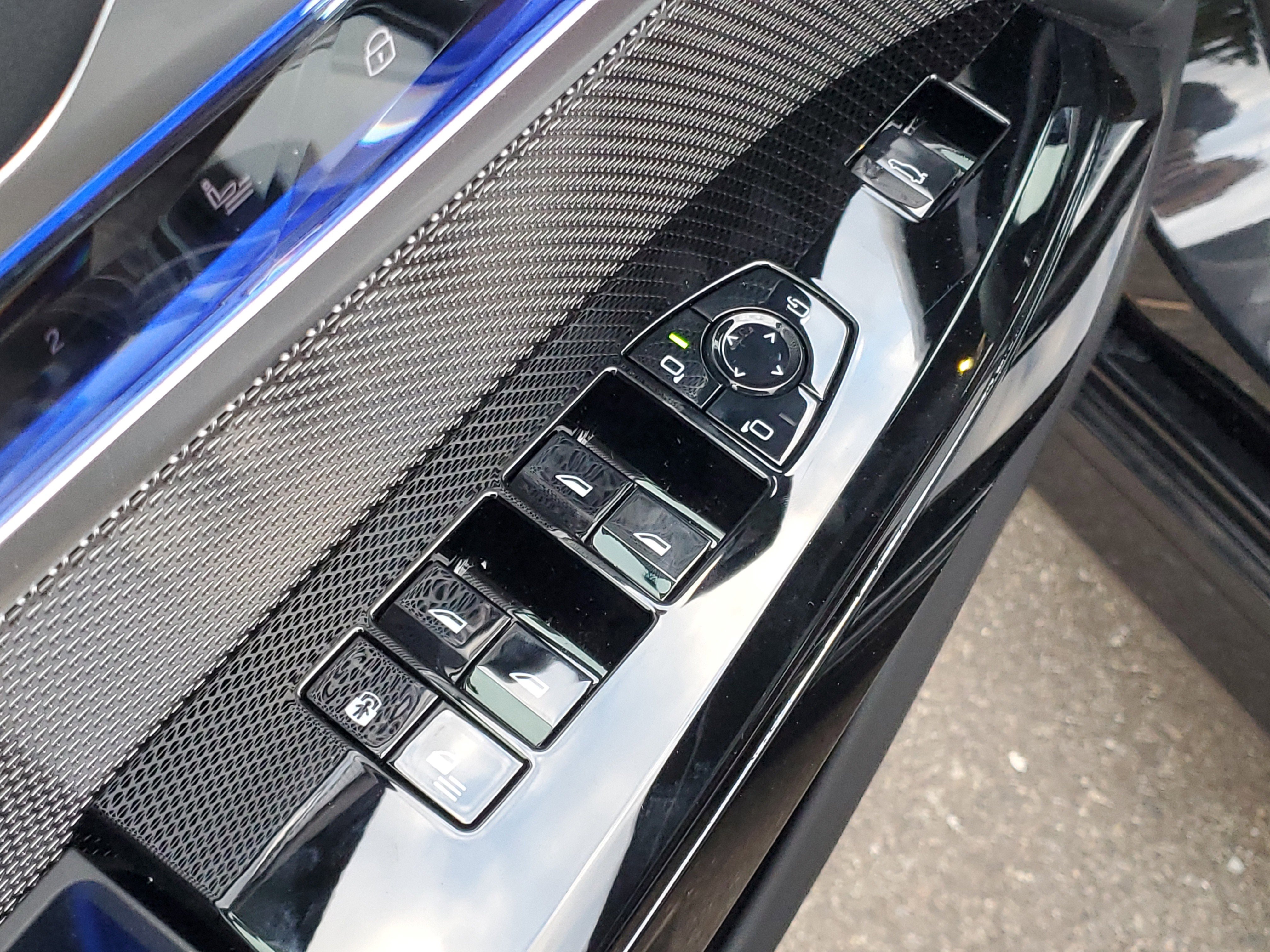 New 2026 BMW 740i xDrive image 6