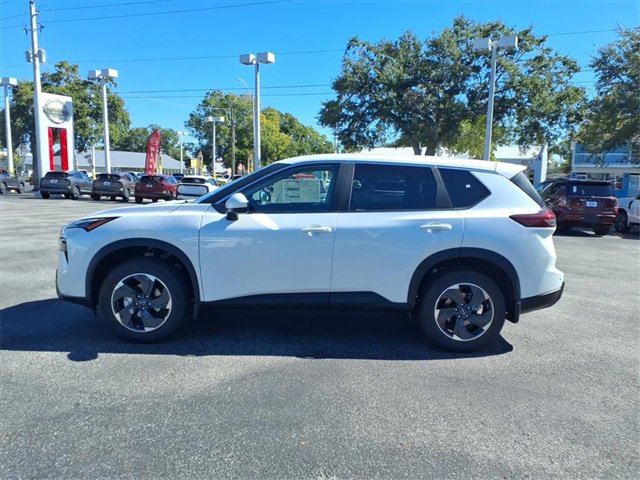 New 2026 Nissan Rogue SV image 4
