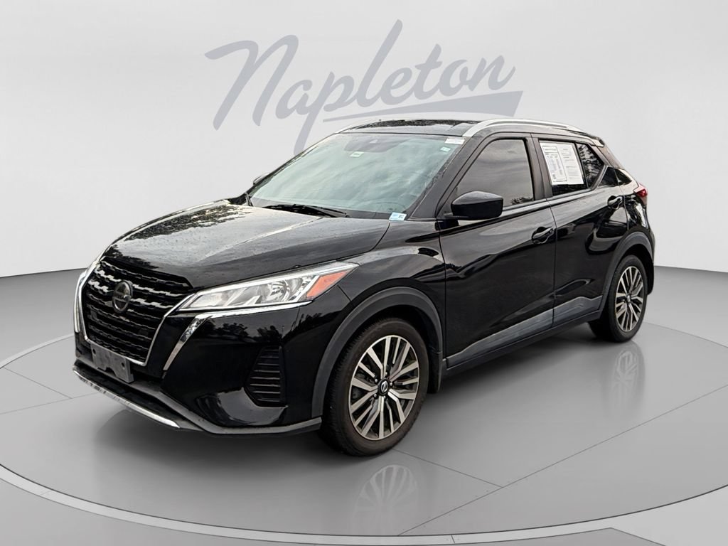 Used 2021 Nissan Kicks SV FWD image 1