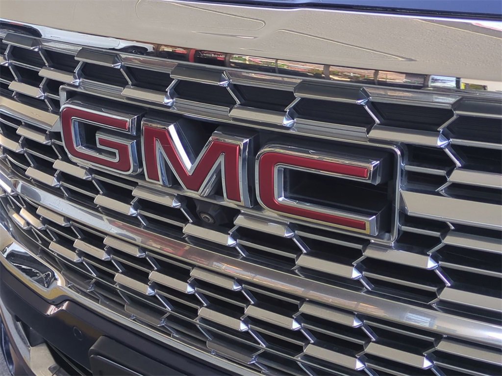 Used 2022 GMC Terrain Denali w/ Denali Premium Package image 34