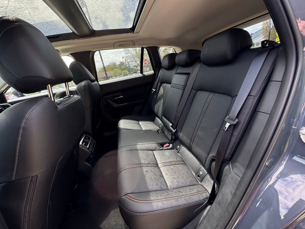 Used 2025 MAZDA CX-50 AWD 2.5 Turbo w/ Weather Package image 33