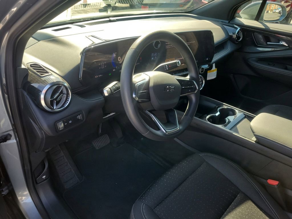 Used 2025 Chevrolet Blazer EV LT w/ Midnight/Sport Edition image 16