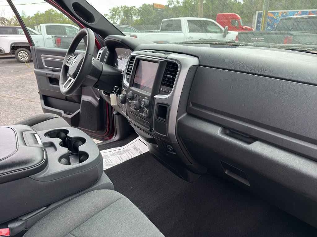 Used 2022 RAM 1500 Classic Warlock w/ Electronics Group AWD/4WD image 30