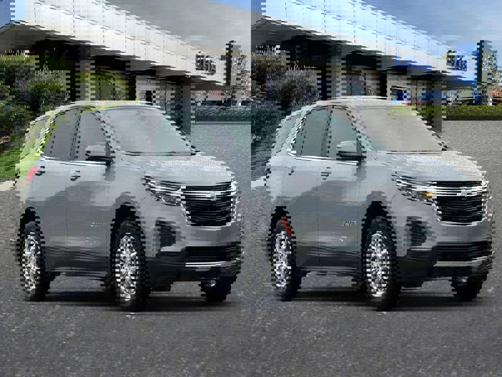 Used 2024 Chevrolet Equinox LT image 9