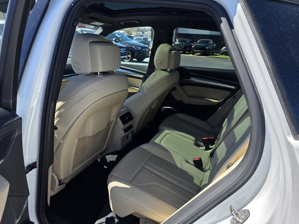 Used 2025 Audi Q5 2.0T Premium image 25