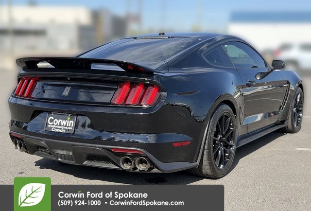 Used 2019 Ford Mustang Shelby GT350 w/ Technology Package RWD image 13